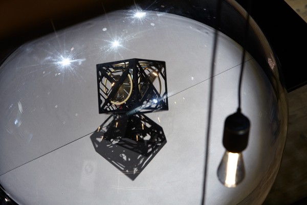 simple_bmw_iconicimpulses_0110